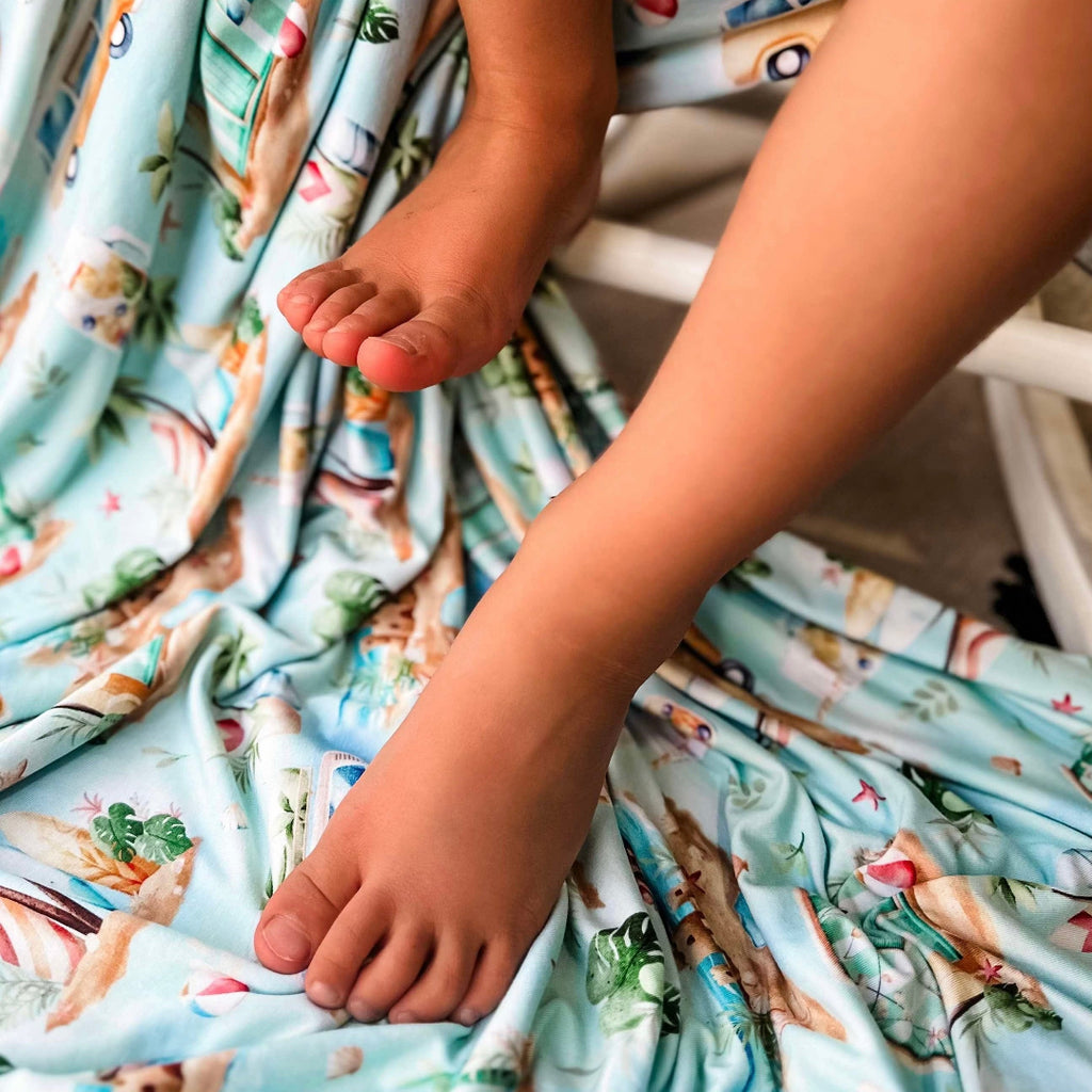 Pray for Surf Blanket Bamboo